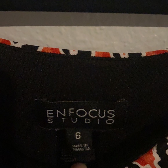 Geometric Print Dress - Picture 3 of 3